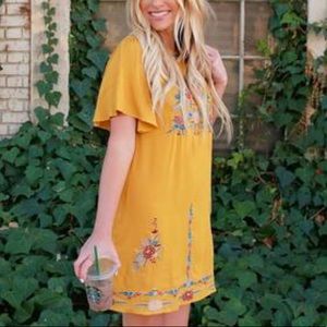 Vici floral embroidered dress. Worn once!